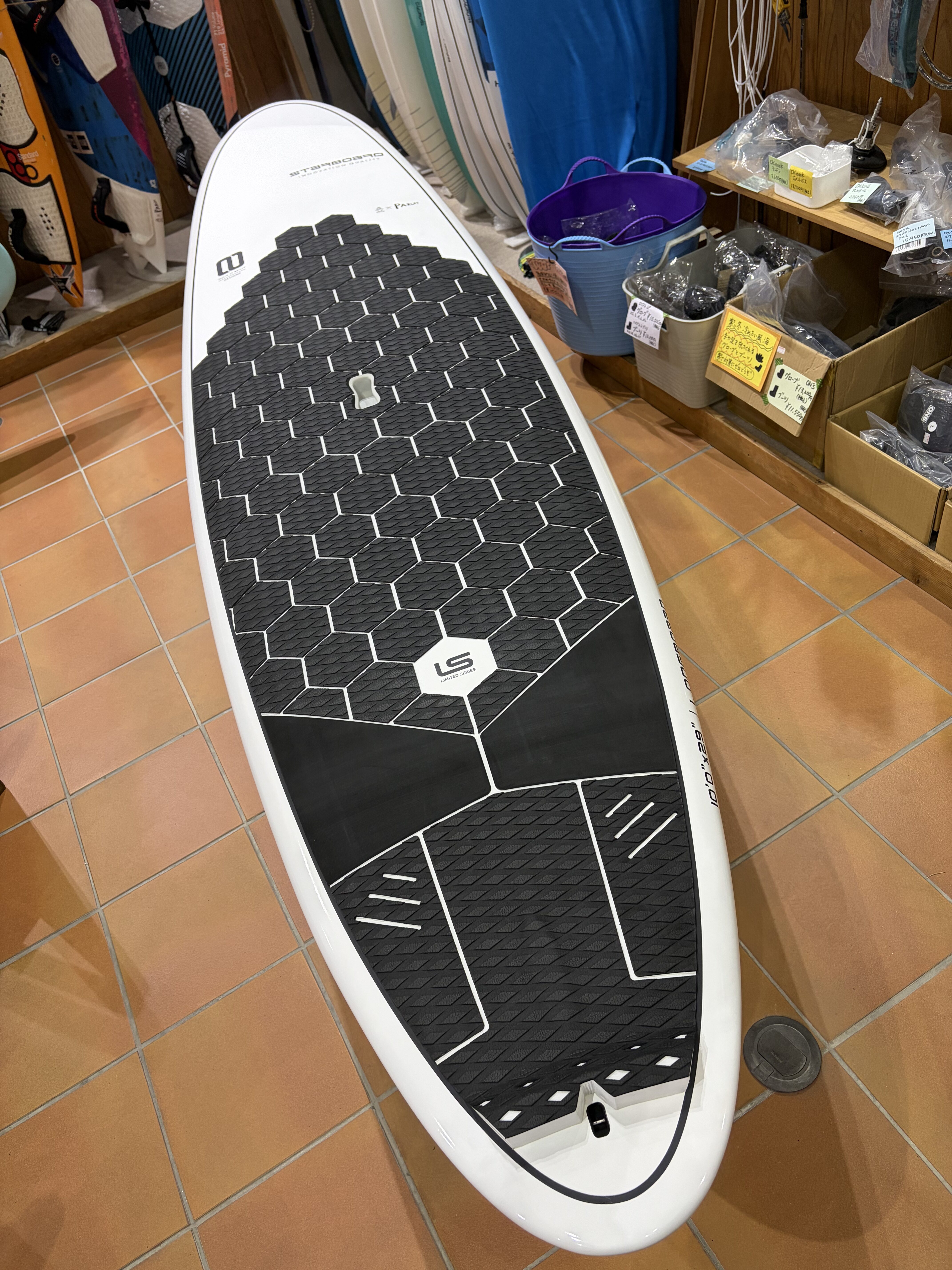 スターボードSUP LIMITED 10'0
ロングボードサップ